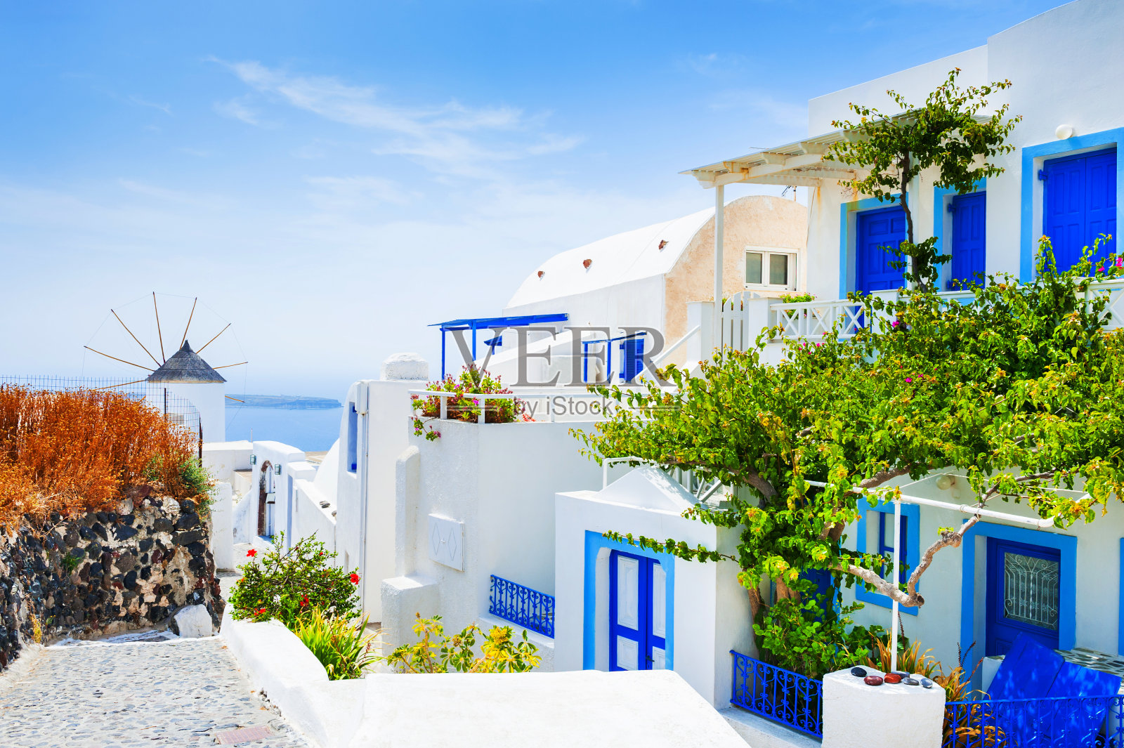 希腊圣托里尼岛的白色建筑。照片摄影图片