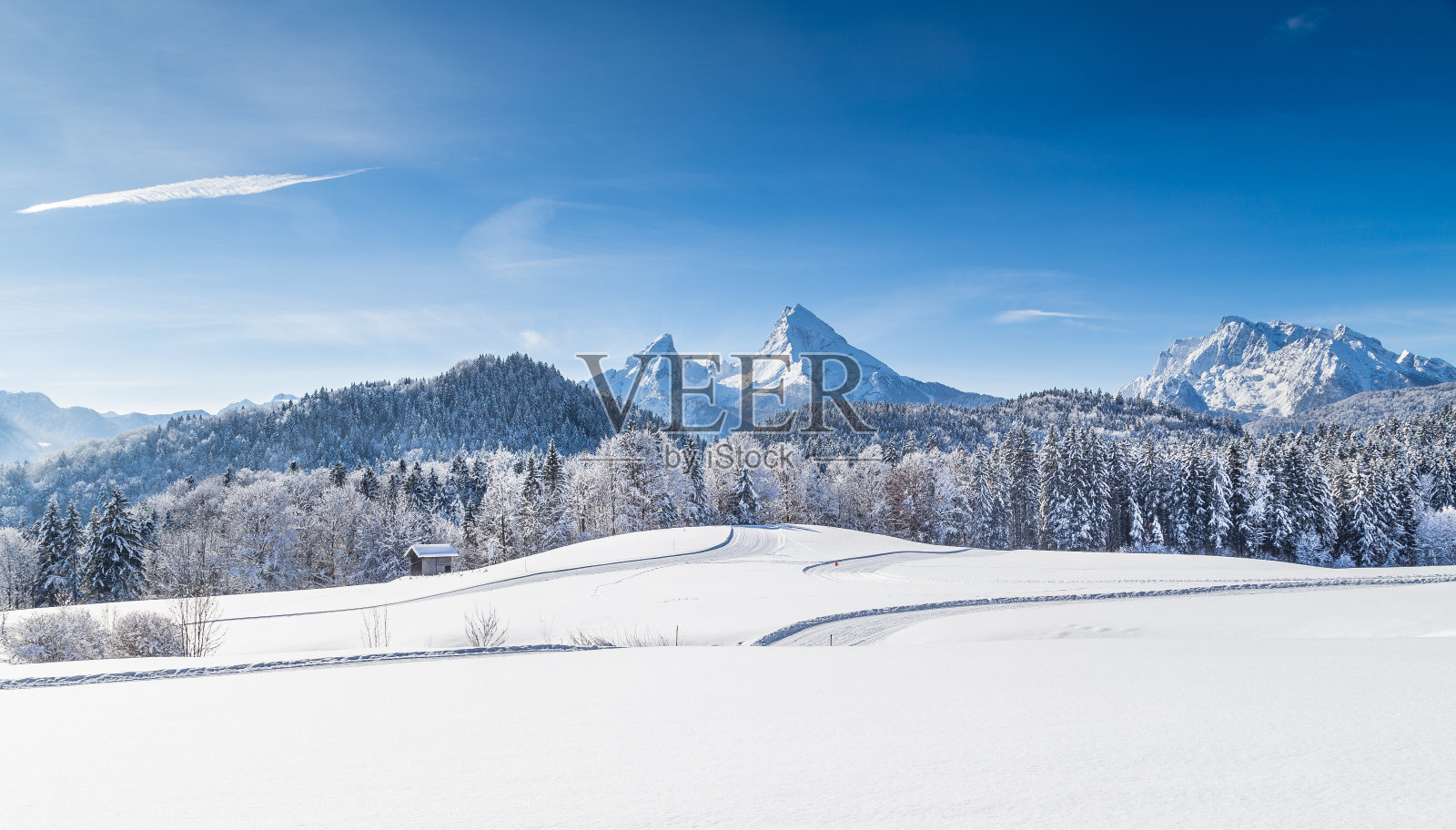 德国巴伐利亚的冬季仙境和瓦茨曼照片摄影图片