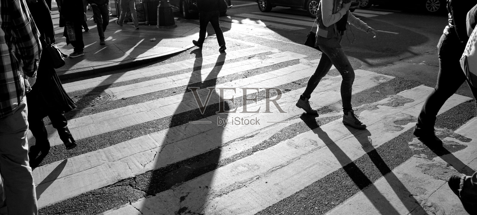纽约人行横道上的行人照片摄影图片