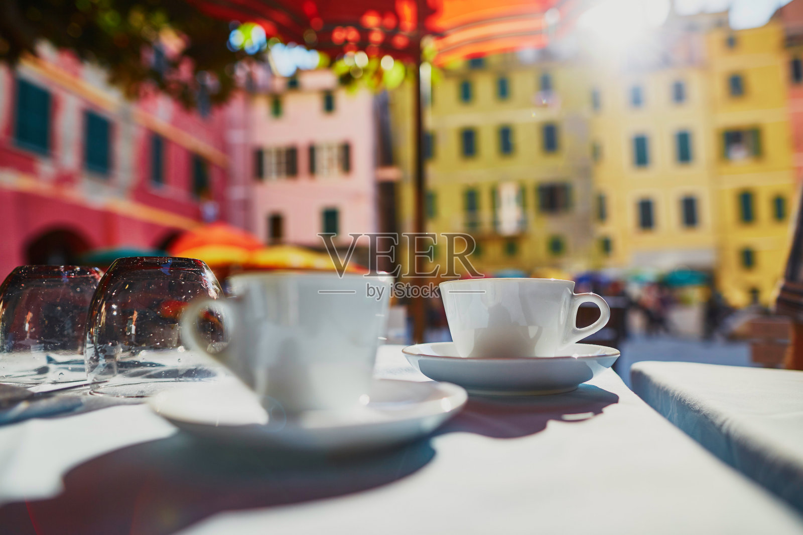 意大利Vernazza咖啡馆的咖啡杯照片摄影图片