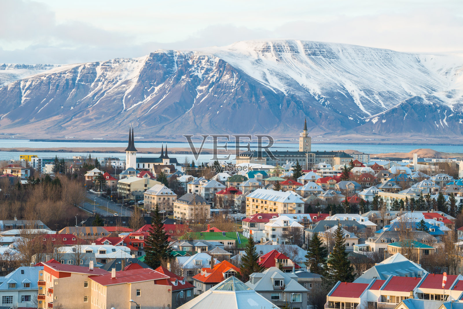 雷克雅未克:冰岛首都。照片摄影图片