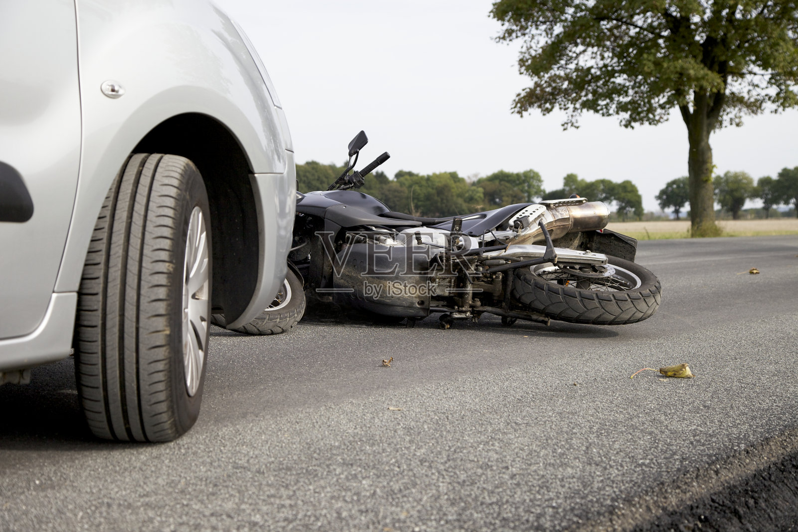 摩托车事故照片摄影图片