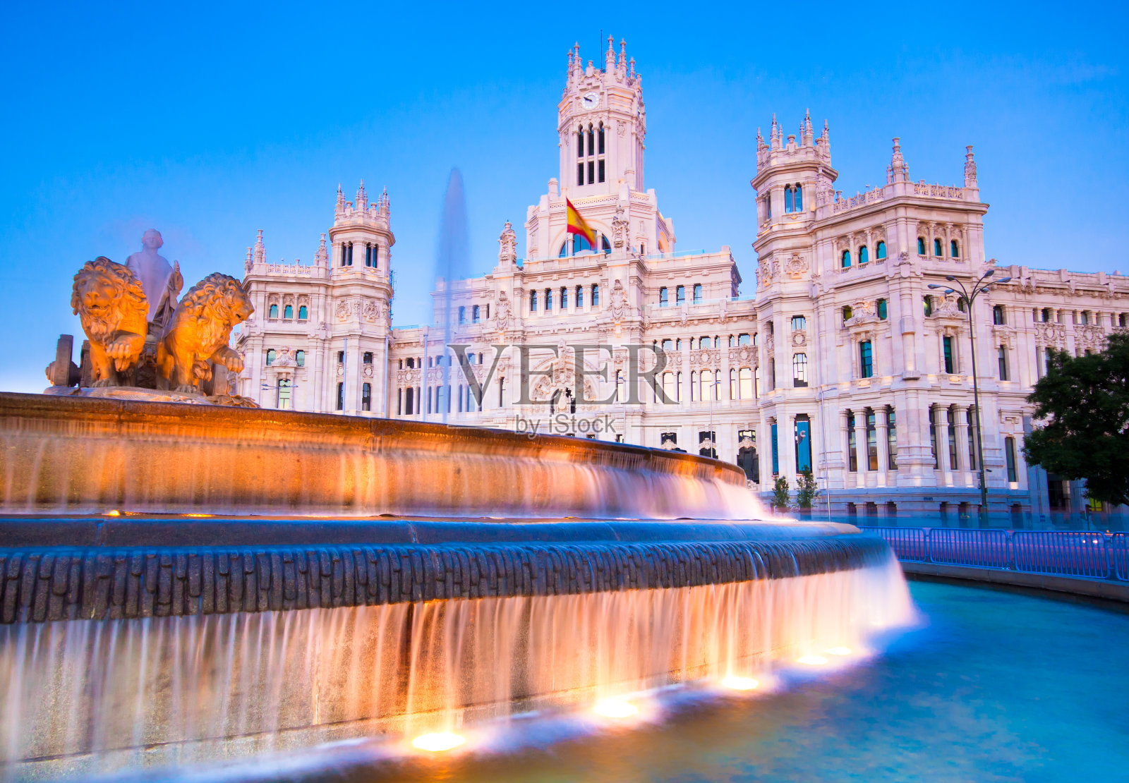 赛贝尔广场，马德里，西班牙。照片摄影图片