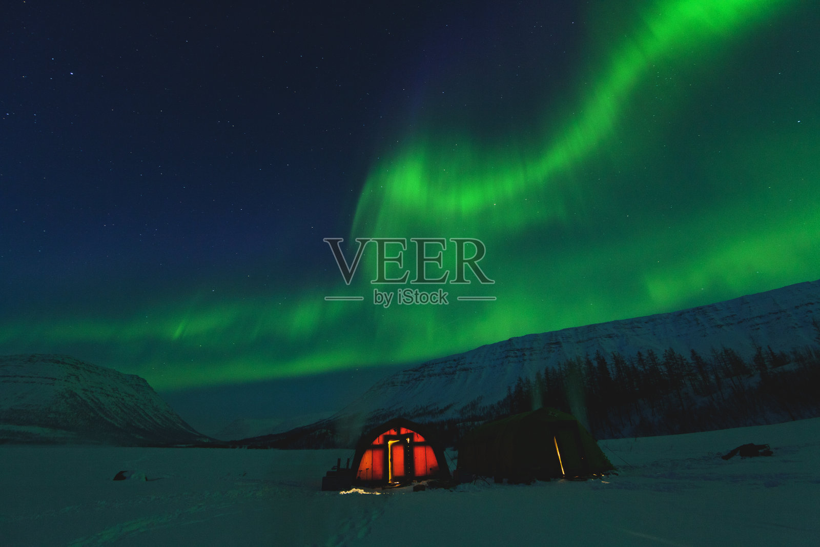 普陀拉纳高原的北极光。俄罗斯照片摄影图片
