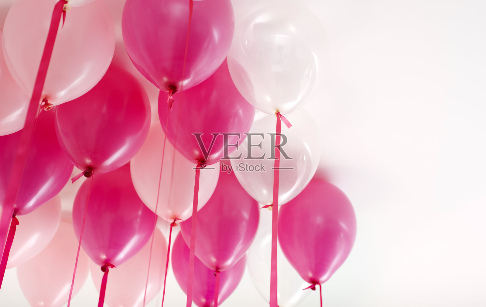 粉色的气球照片摄影图片