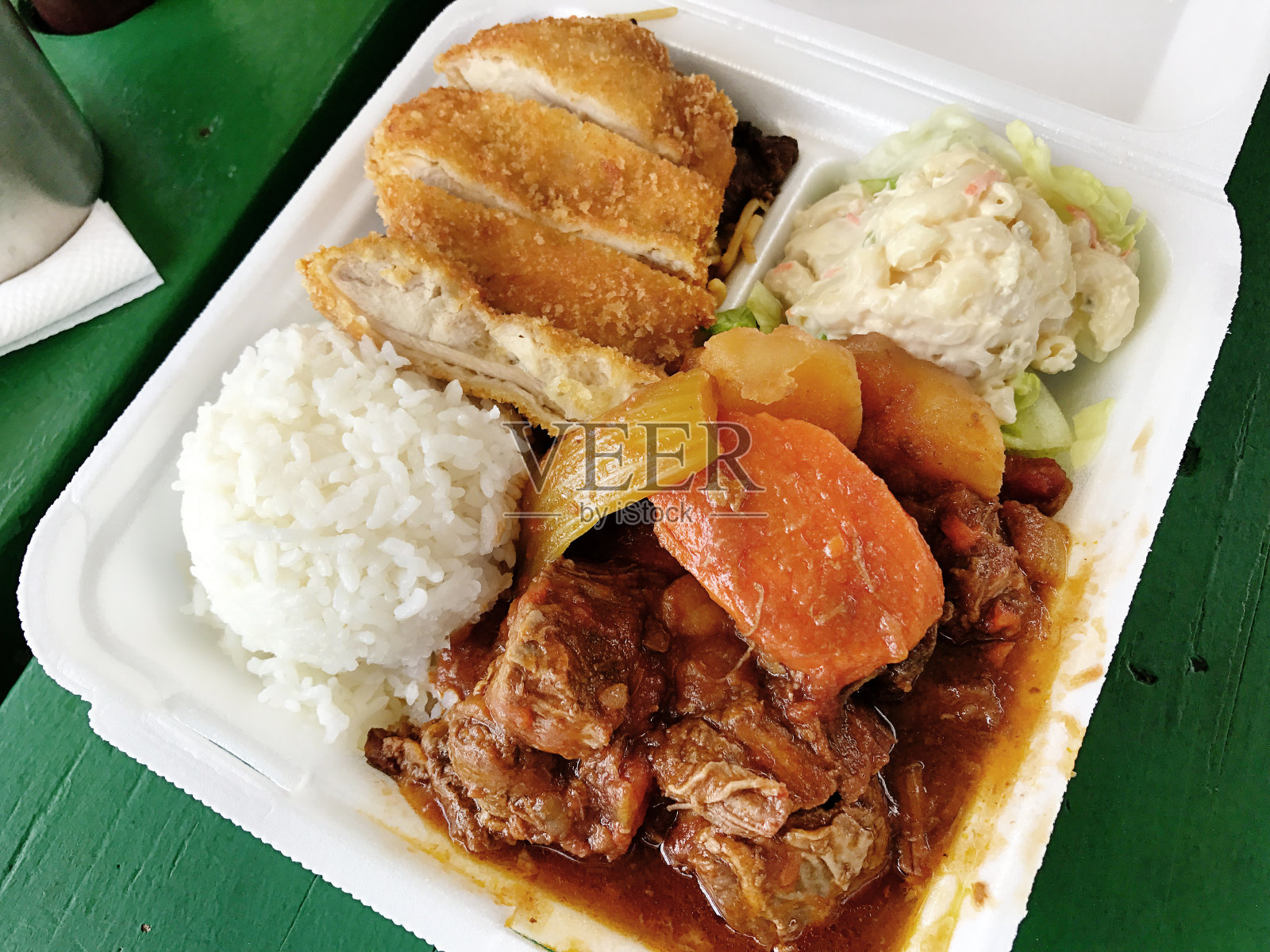 夏威夷餐盘午餐，当地特色快餐照片摄影图片