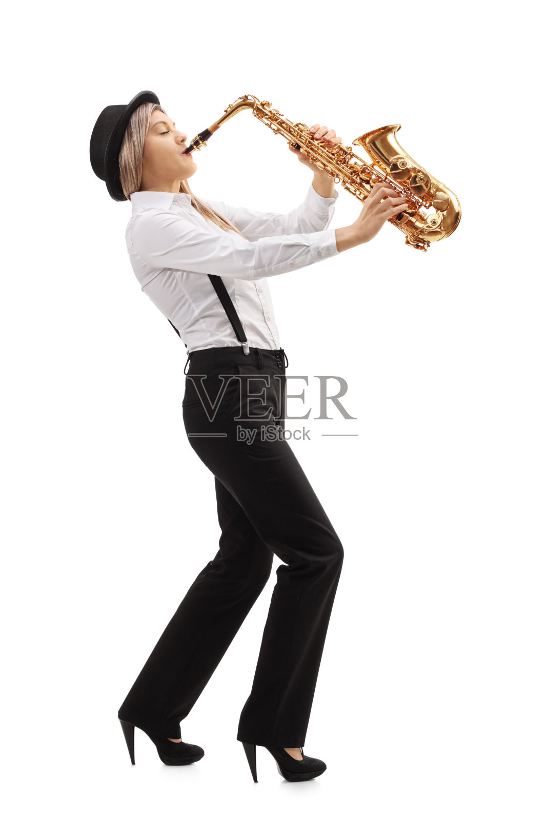 弹奏萨克斯管的女爵士音乐家照片摄影图片