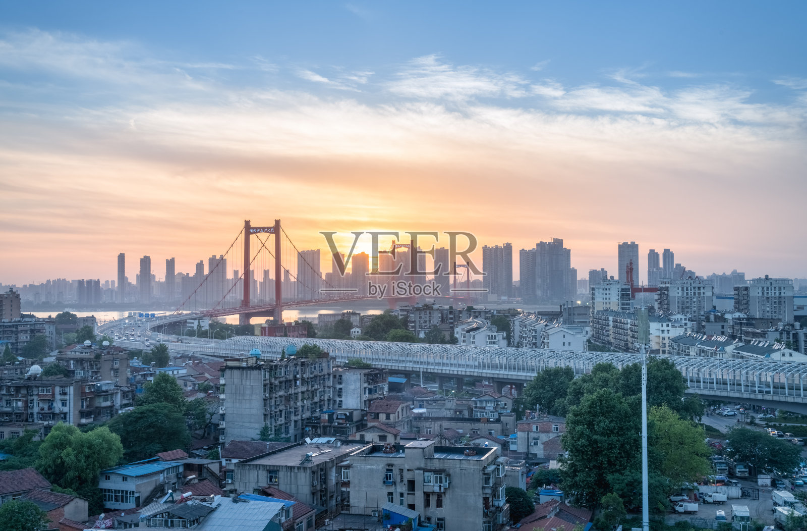 武汉桥的城市照片摄影图片