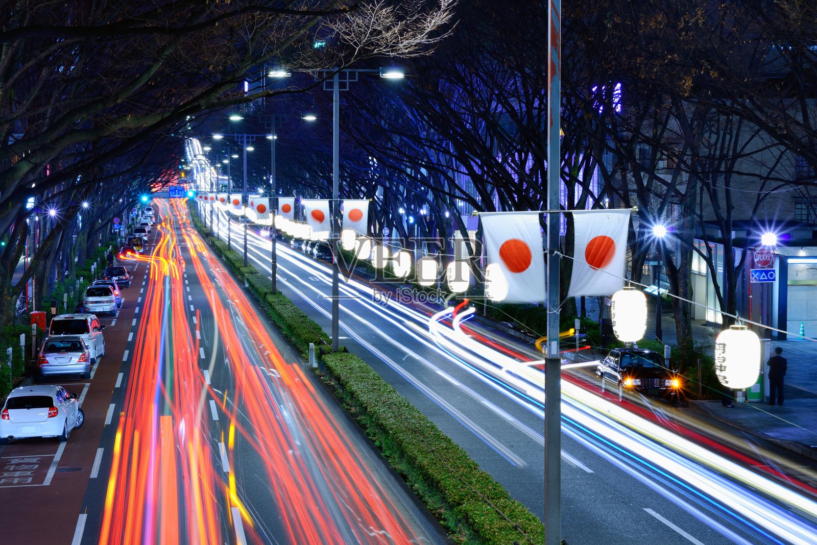 东京原宿的灯光小径照片摄影图片