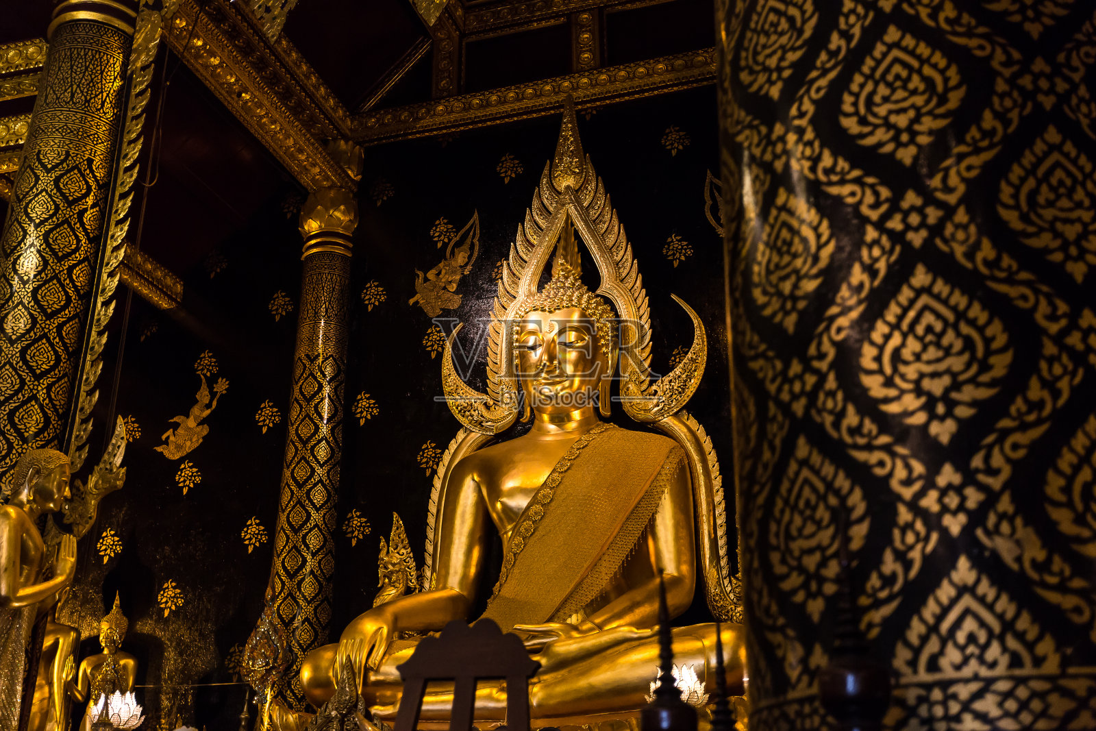 佛Chinnarat Wat Phitsanulok照片摄影图片