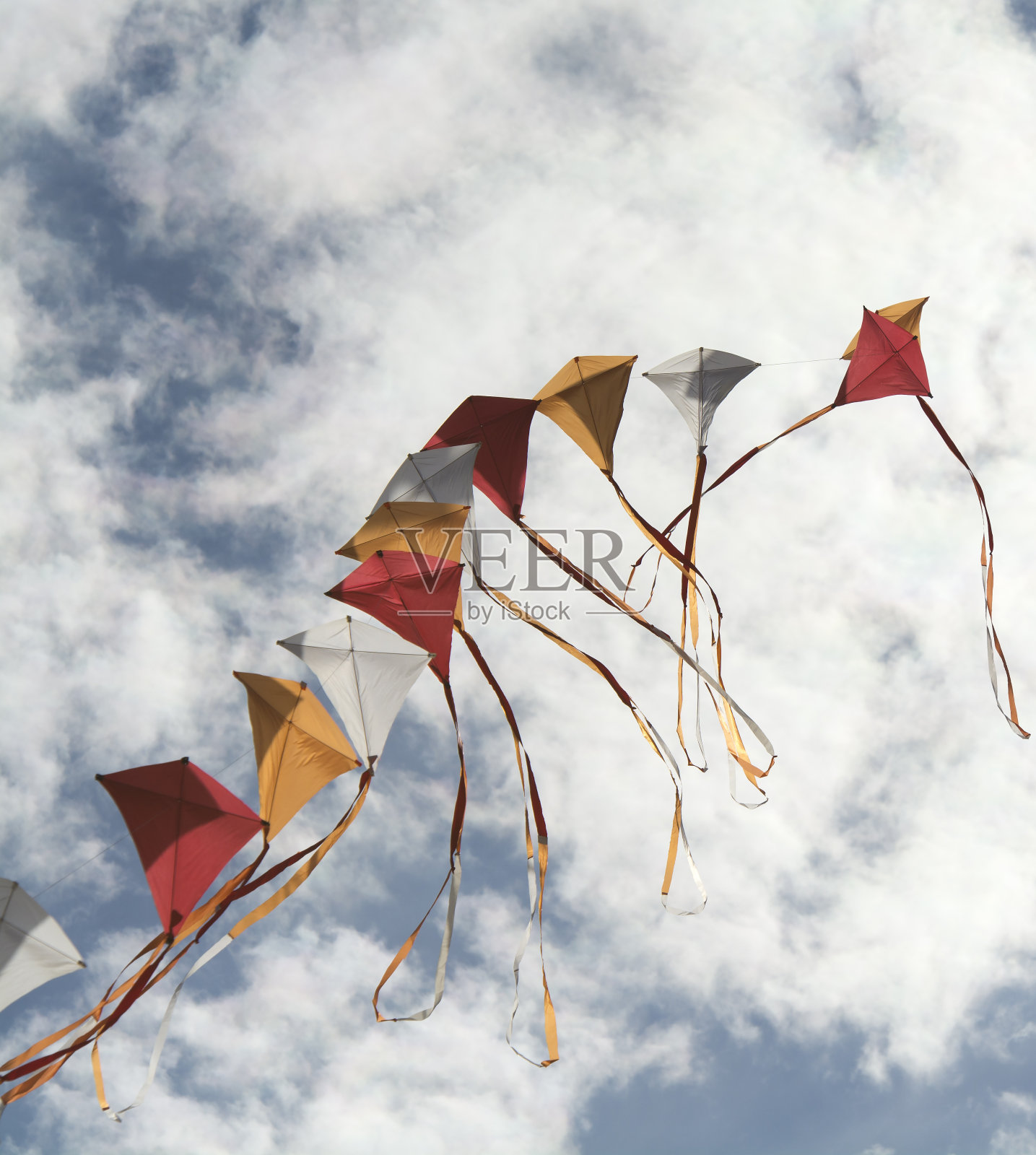 五彩缤纷的风筝照片摄影图片