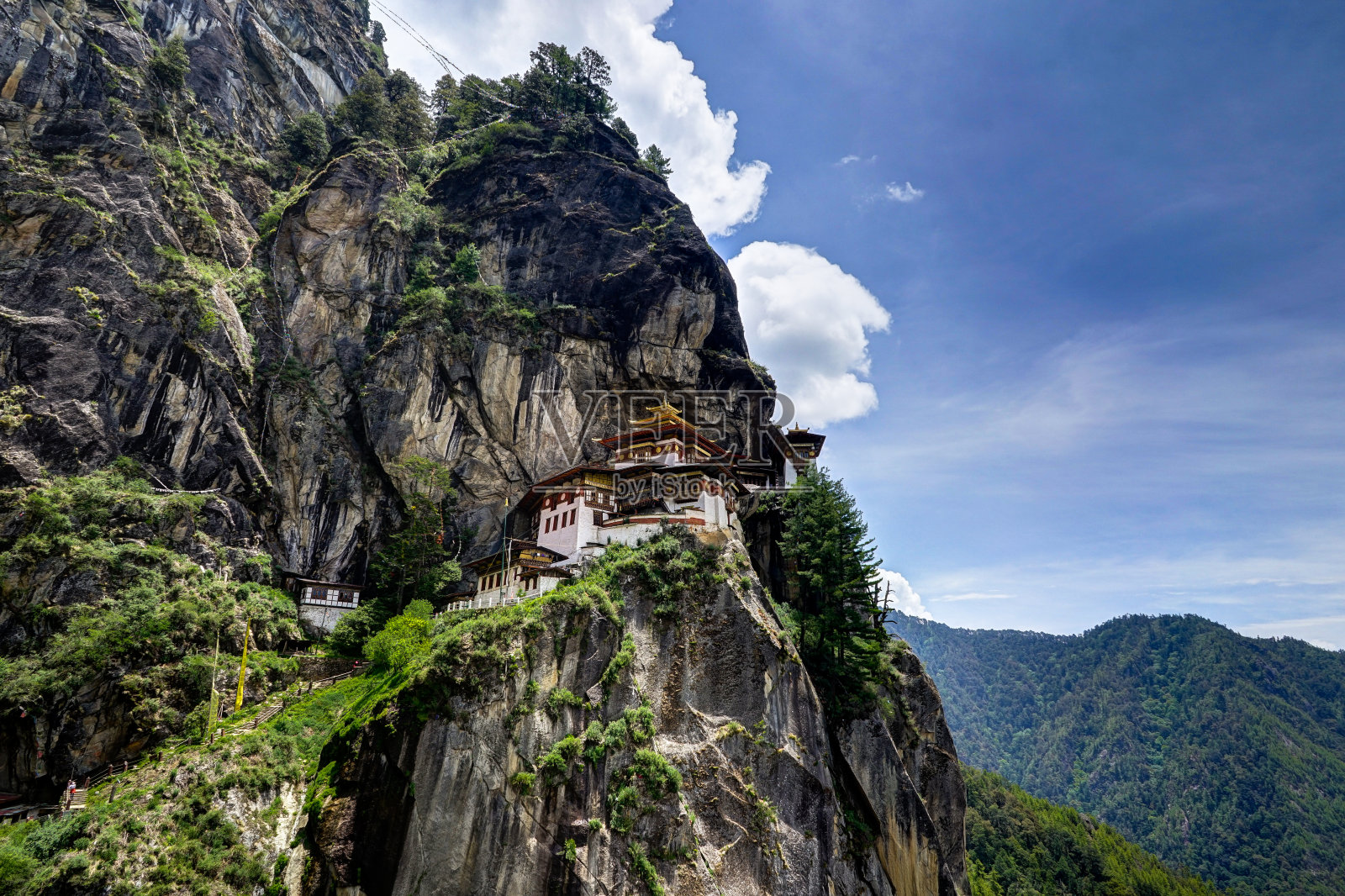 不丹著名的虎穴寺照片摄影图片