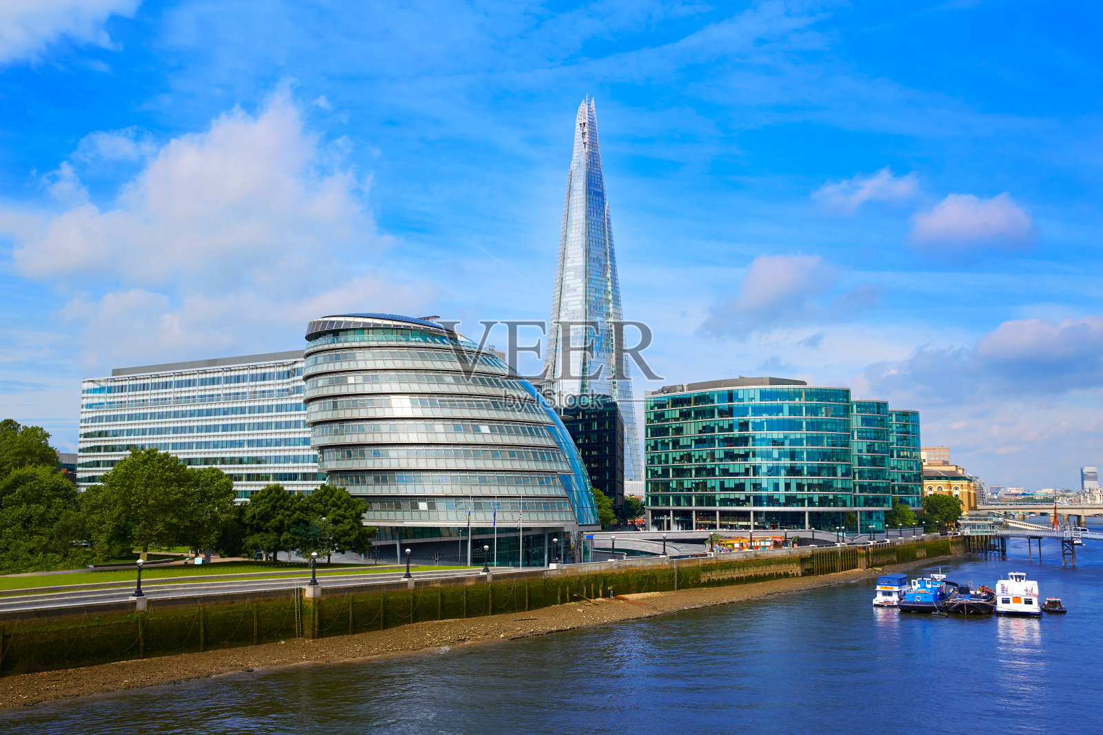 伦敦天际线，市政厅和碎片大厦照片摄影图片