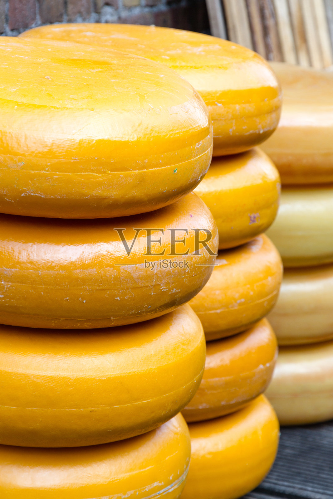 荷兰著名的豪达干酪。照片摄影图片