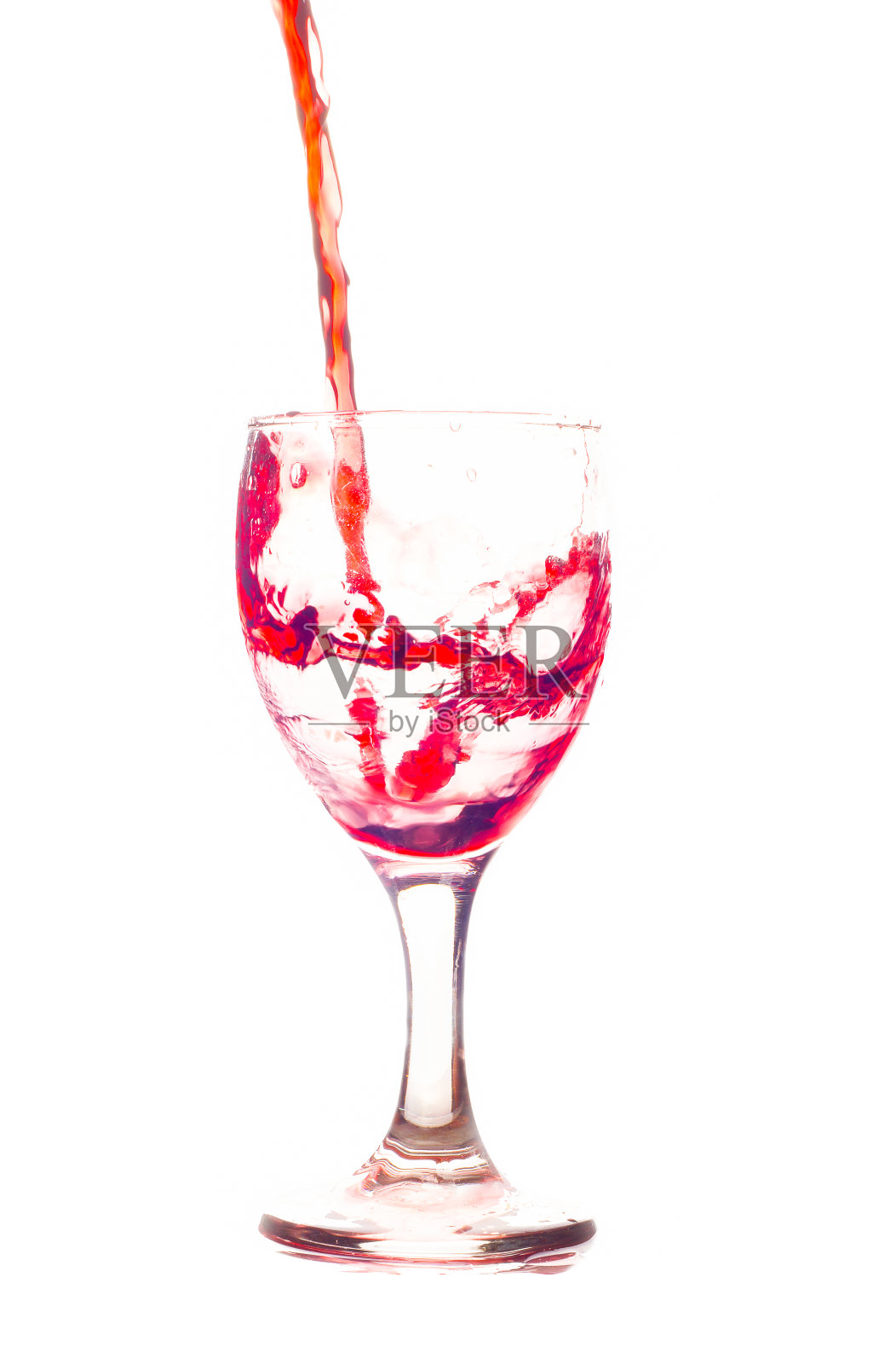 一杯红酒孤立在白色的背景上照片摄影图片