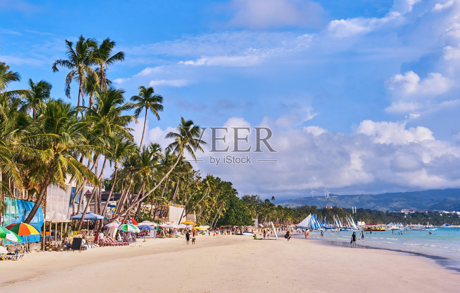 菲律宾长滩岛的白色沙滩照片摄影图片