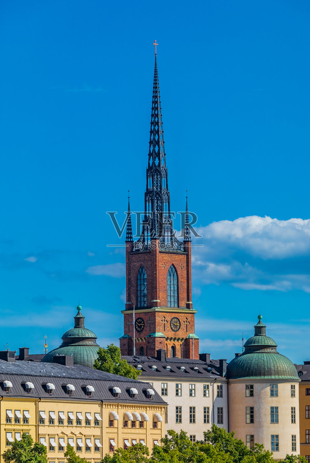 瑞典斯德哥尔摩老城Gamla Stan和Riddarholmen教堂照片摄影图片