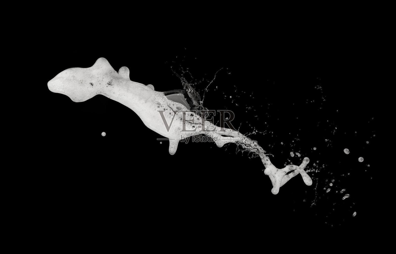 白色泡沫泡沫飞溅爆炸在空中黑色背景，定格停止运动的照片对象设计照片摄影图片