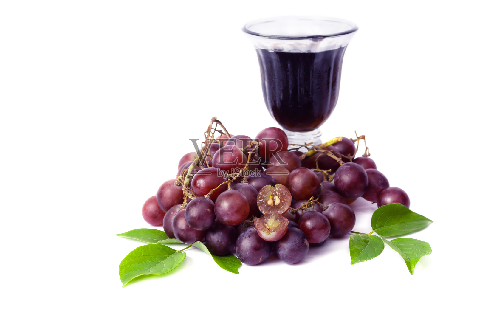 紫葡萄配葡萄汁照片摄影图片