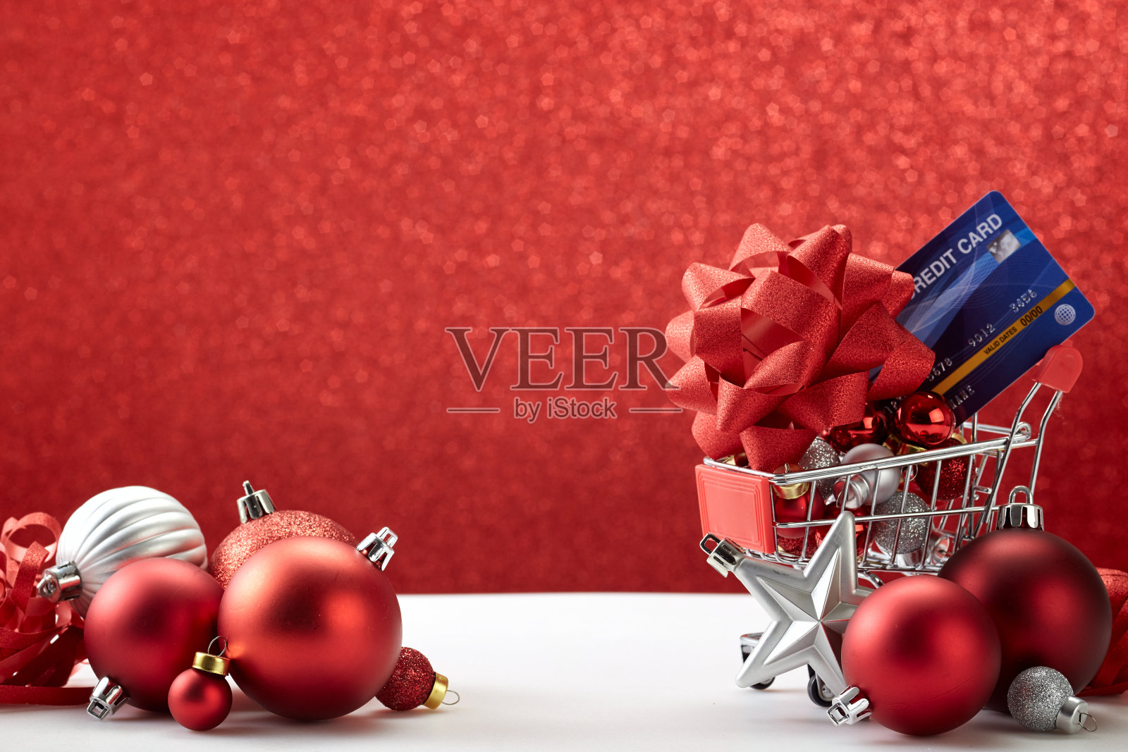 圣诞销售装饰红色散景背景照片摄影图片