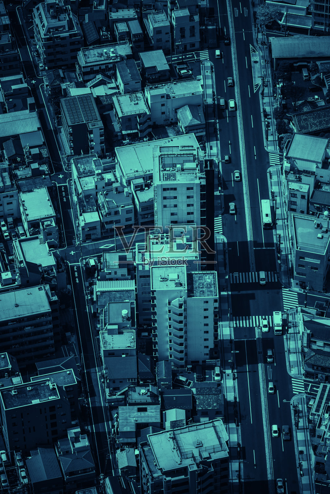 东京街道和城市发展鸟瞰图，日本照片摄影图片