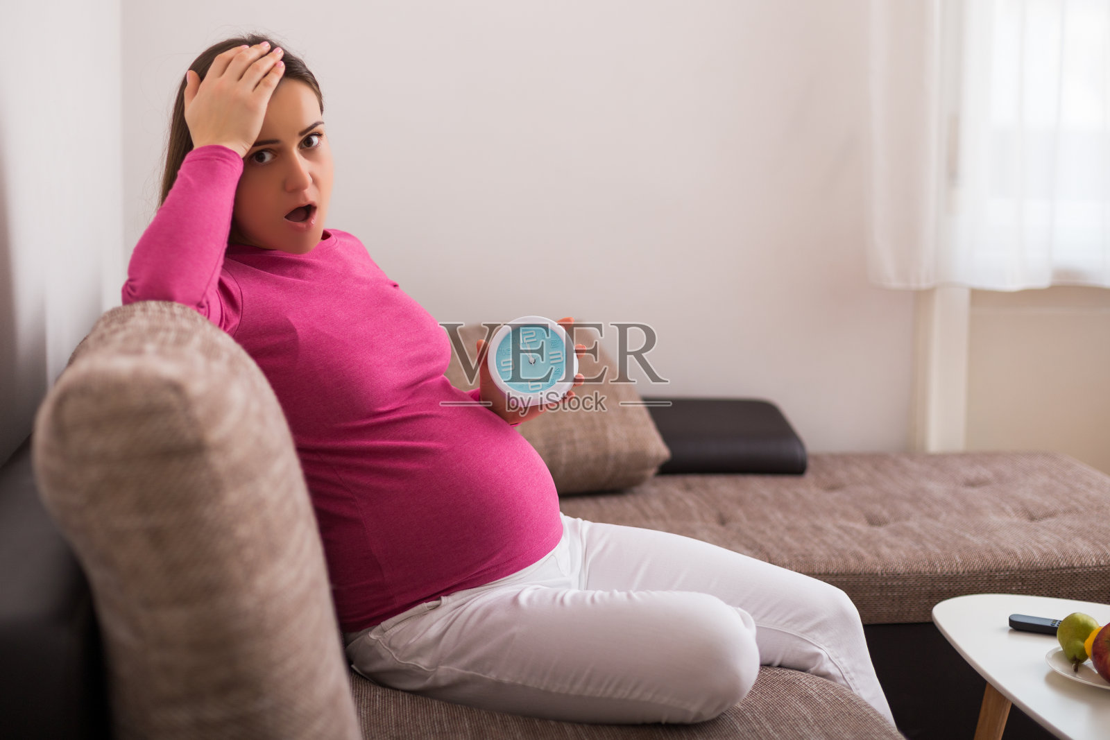孕妇恐慌照片摄影图片