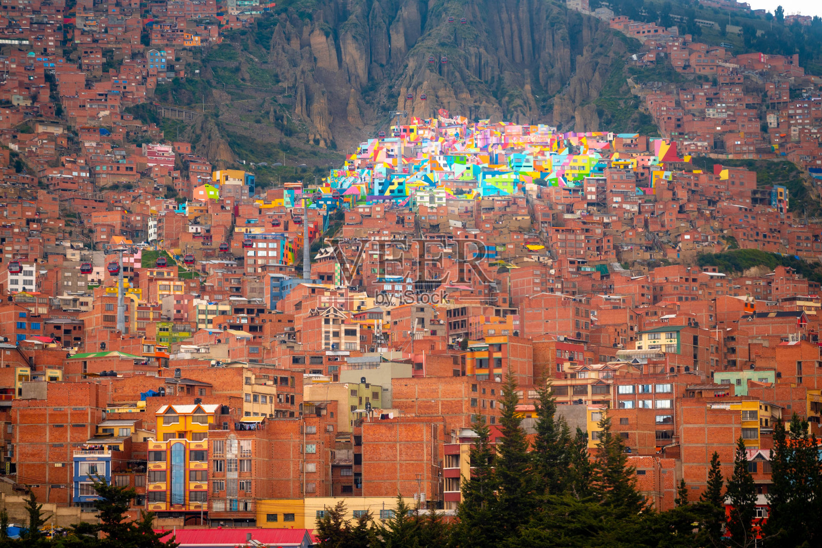 玻利维亚拉帕兹的城市景观。照片摄影图片