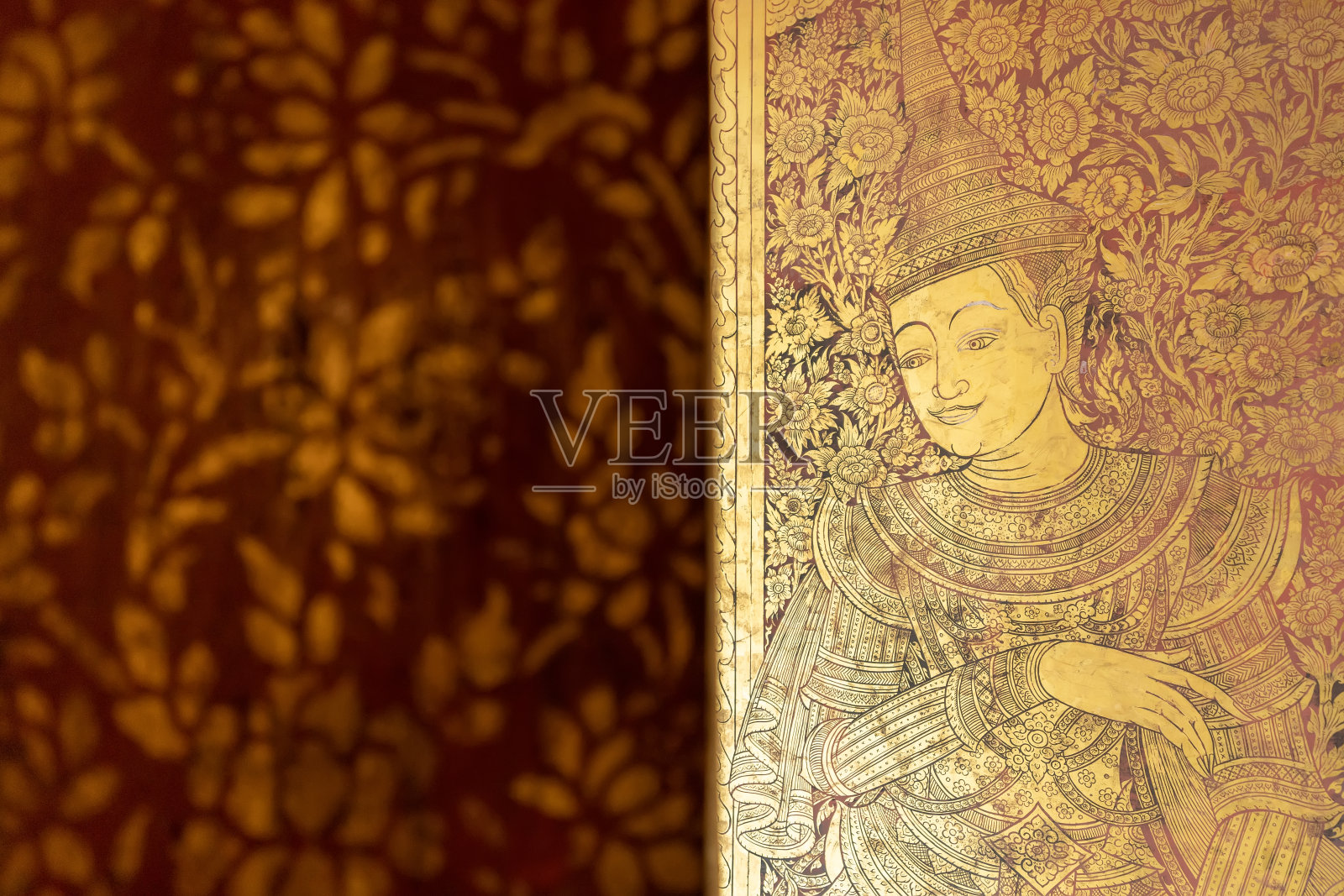 泰国佛教寺庙的传统装饰。美丽的佛教建筑图案男性角度照片摄影图片