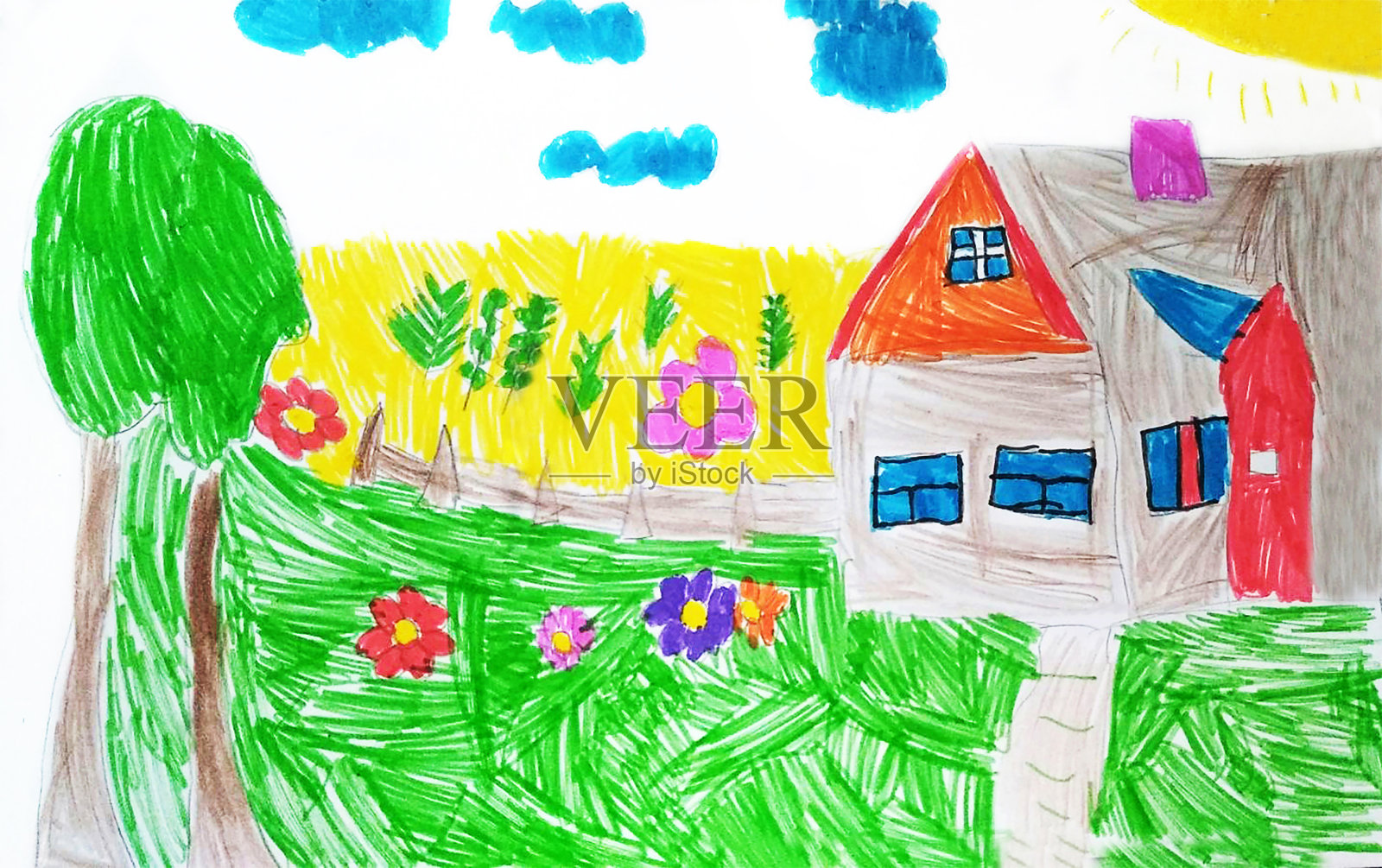 孩子画的家庭房子插画图片素材