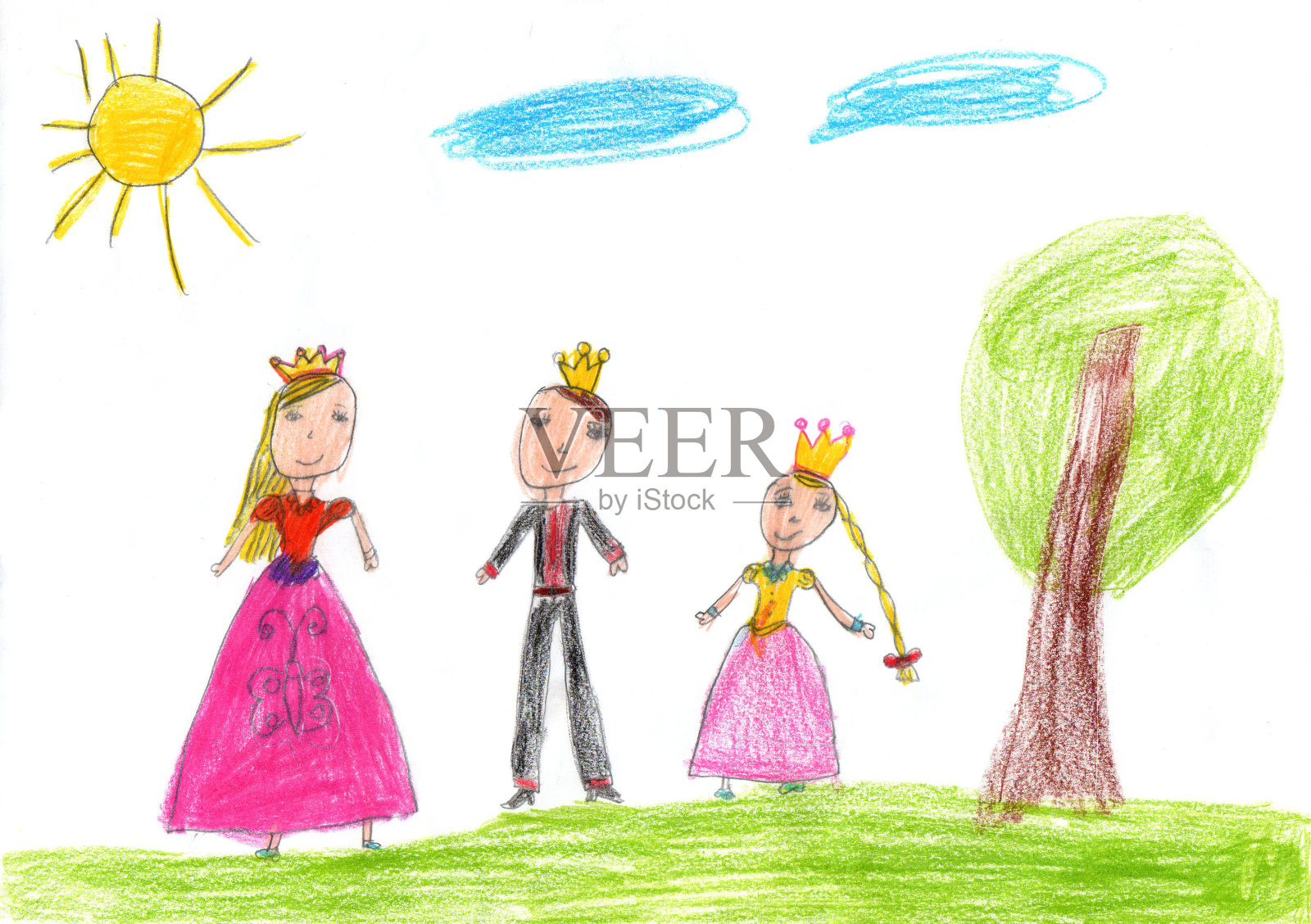 孩子画美丽的王子和公主。儿童风格的铅笔艺术插画图片素材