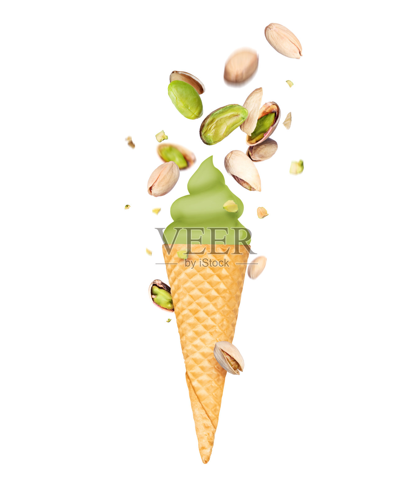 开心果软冰淇淋与开心果在威化筒特写，孤立在白色背景照片摄影图片