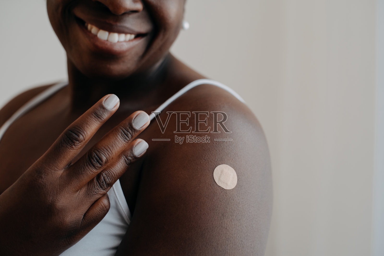 冠状病毒疫苗——第三剂疫苗照片摄影图片