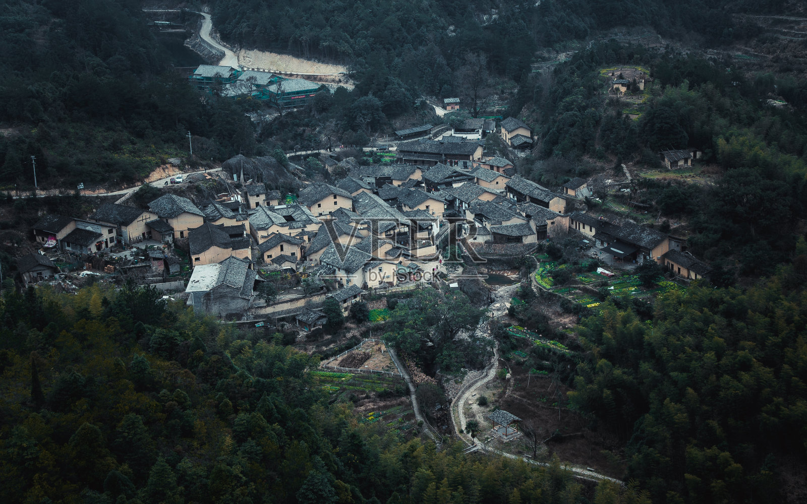 山中的古村落照片摄影图片
