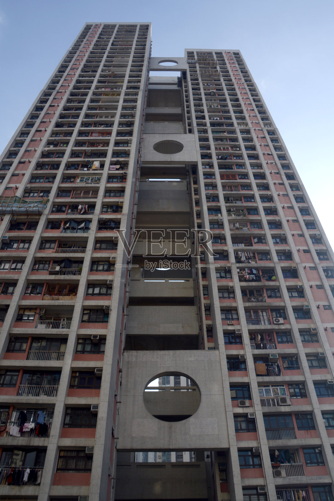 位于香港新界荃湾的高层住宅大厦照片摄影图片